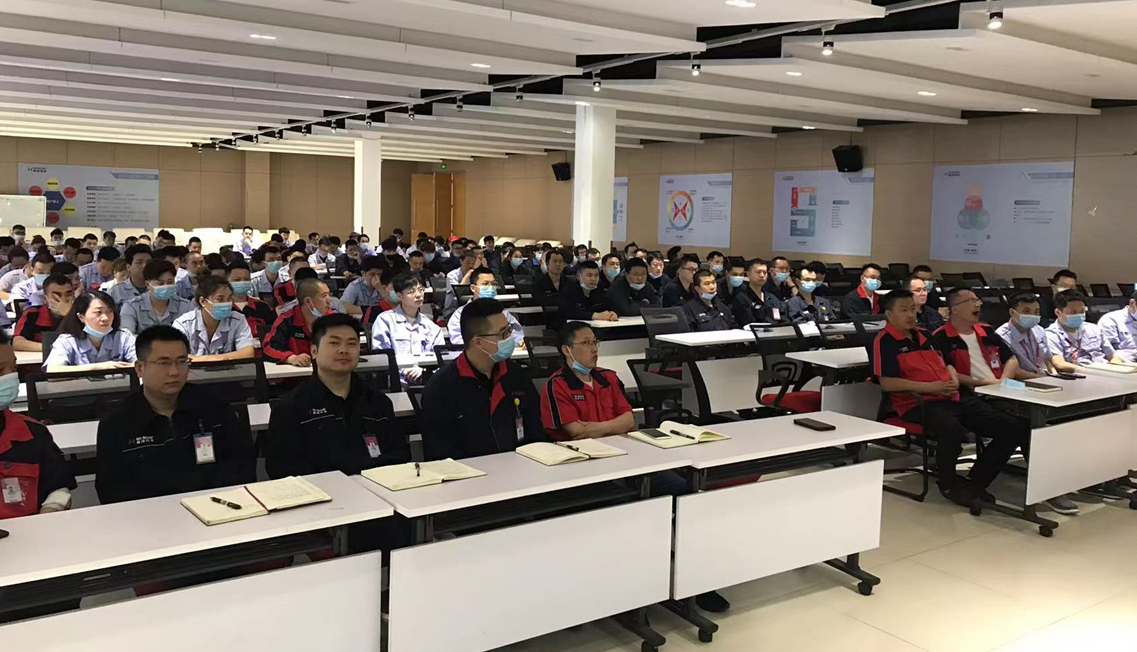強(qiáng)化質(zhì)量意識、推動質(zhì)量提升 ——汽車制造事業(yè)部（涪陵）啟動首輪質(zhì)量認(rèn)證活動